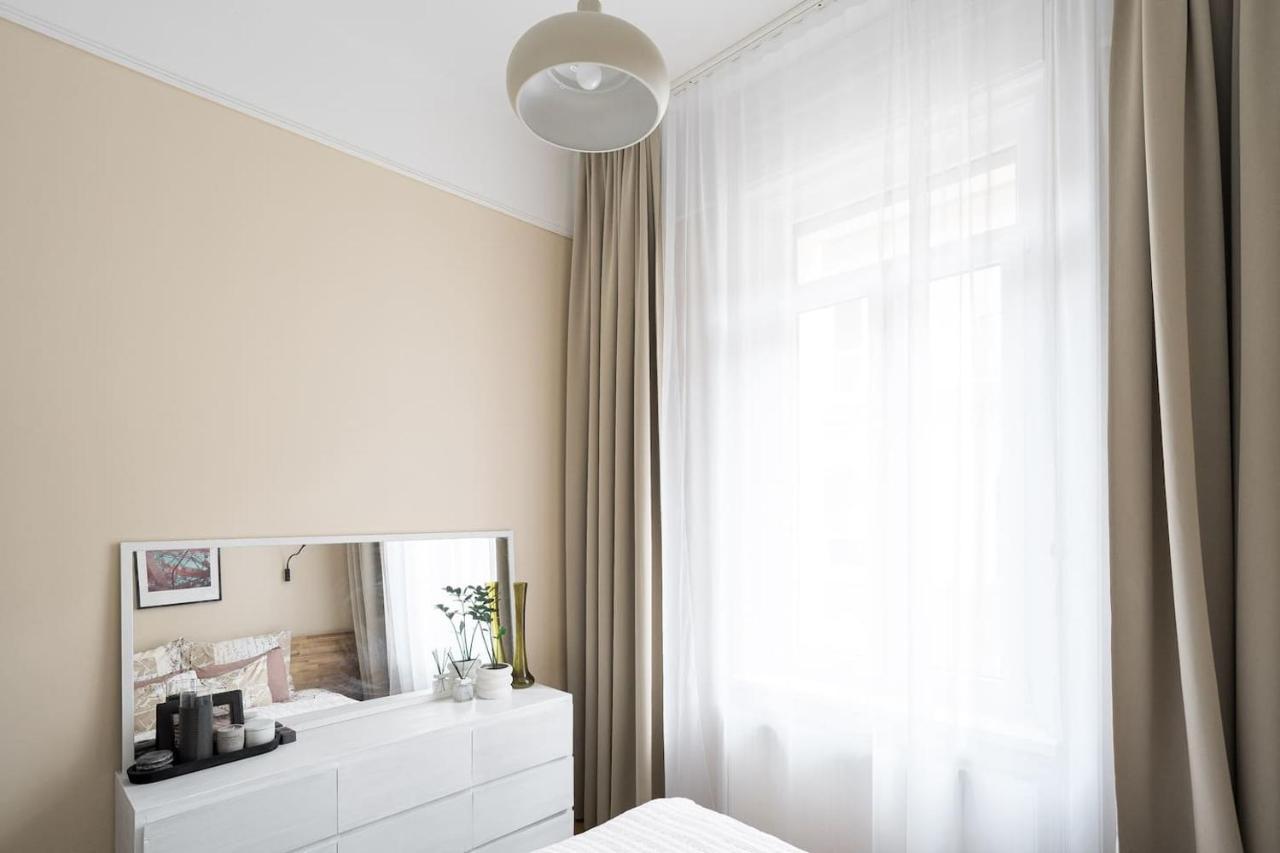 Sunrise Lounge Corvin 63M2 Ac Apartment Budapest Bagian luar foto