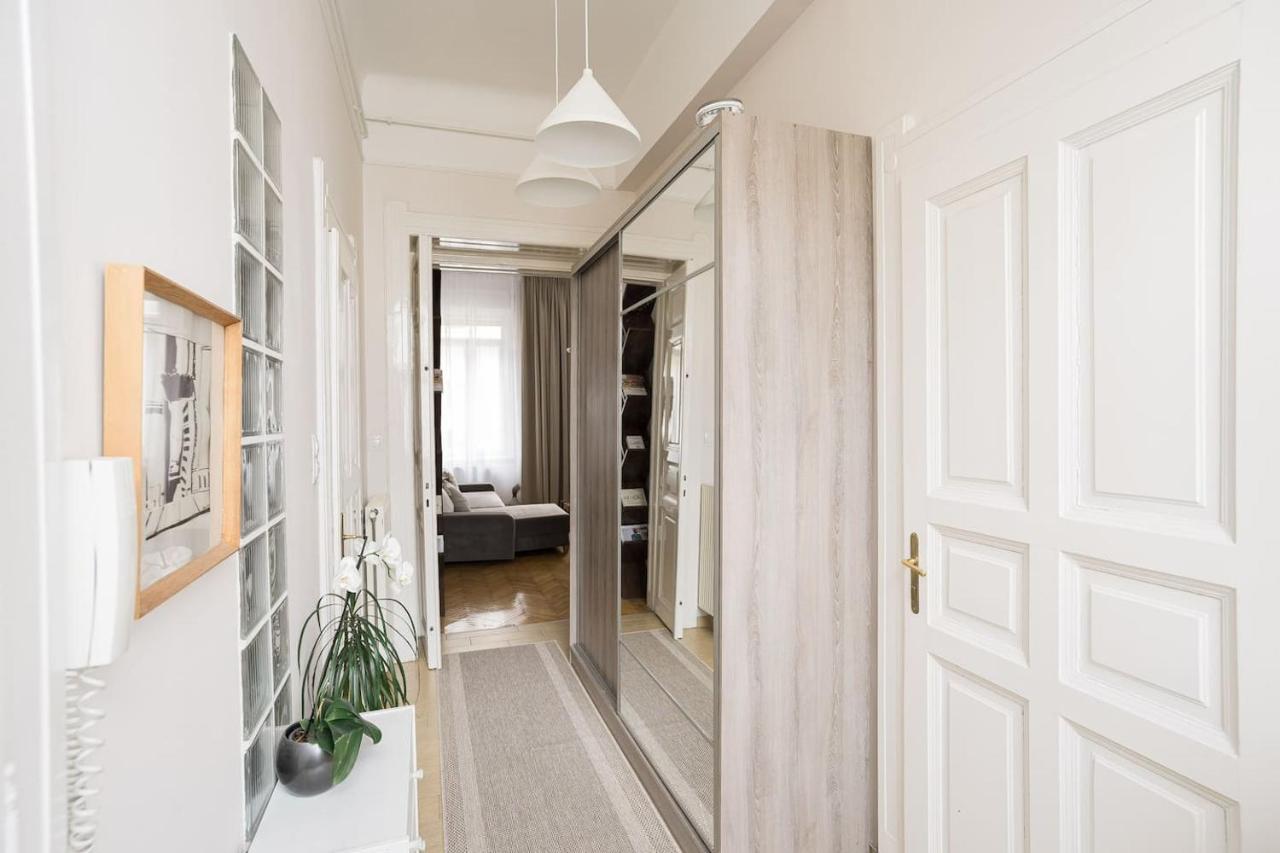 Sunrise Lounge Corvin 63M2 Ac Apartment Budapest Bagian luar foto